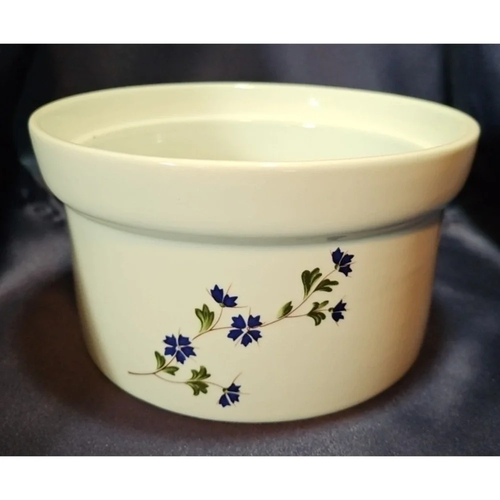 BIA Cordon Bleu Casserole Dish Hand-Decorated USA
